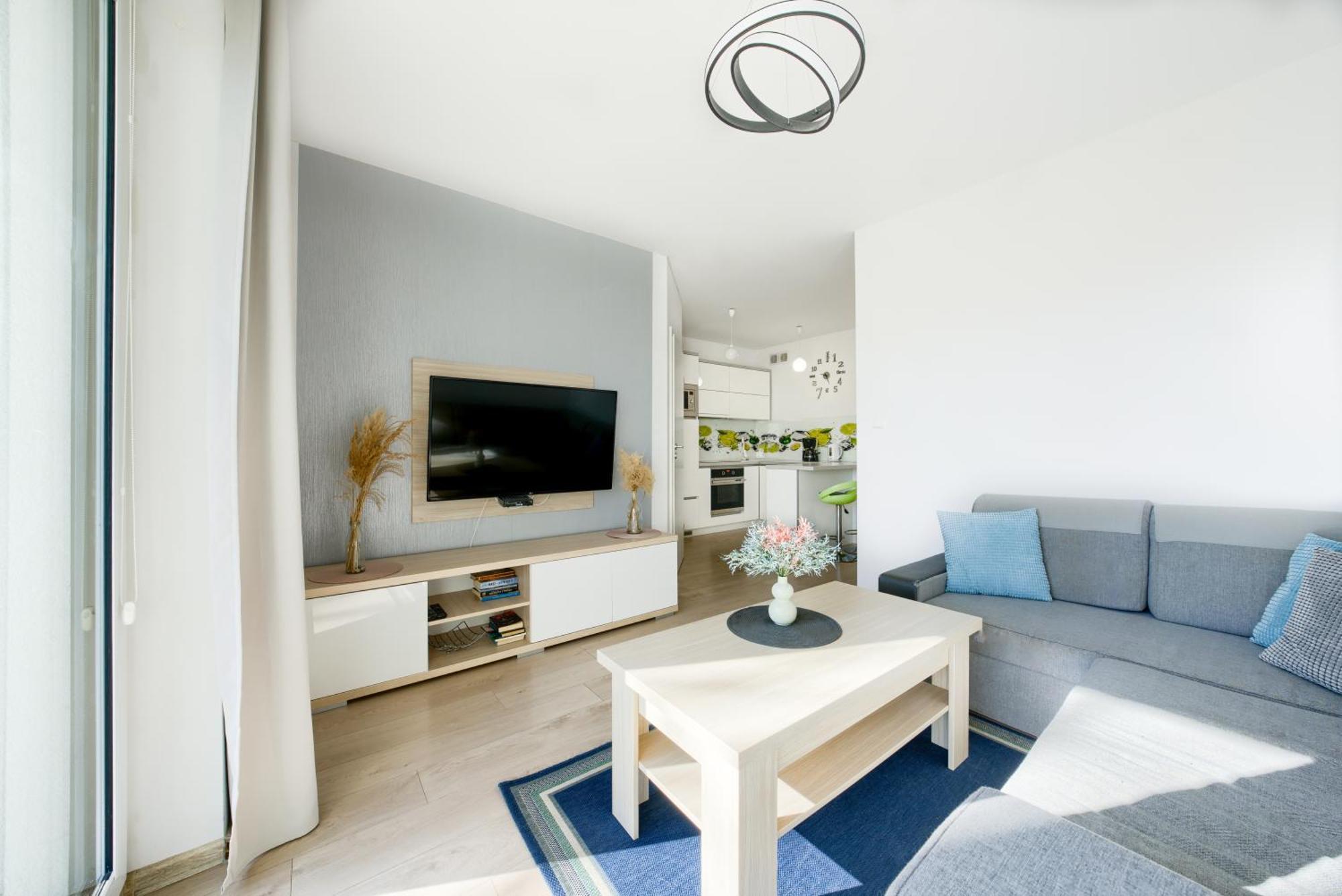 Apartment Apartamentyprzymorzu Z Basenem I Bawialnia